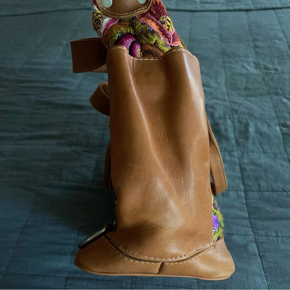 Hiptipico Mini Convertible Bag Leather Handmade - Picture 4 of 8